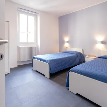 Casa Mael - Spacious Lakefront Flat Apartamento Lierna