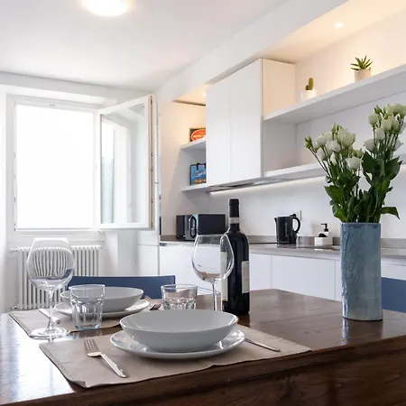 Apartamento Casa Mael - Spacious Lakefront Flat