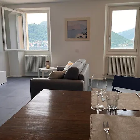 Casa Mael - Spacious Lakefront Flat * Lierna