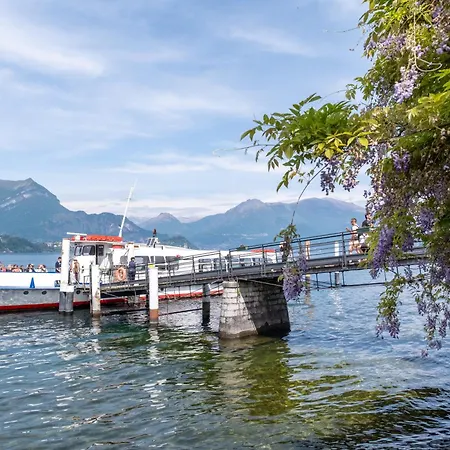 Casa Mael - Spacious Lakefront Flat Apartamento