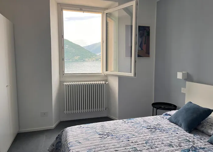 Apartamento Casa Mael - Spacious Lakefront Flat Lierna