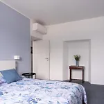 Casa Mael - Lakefront Flat Apartament *
